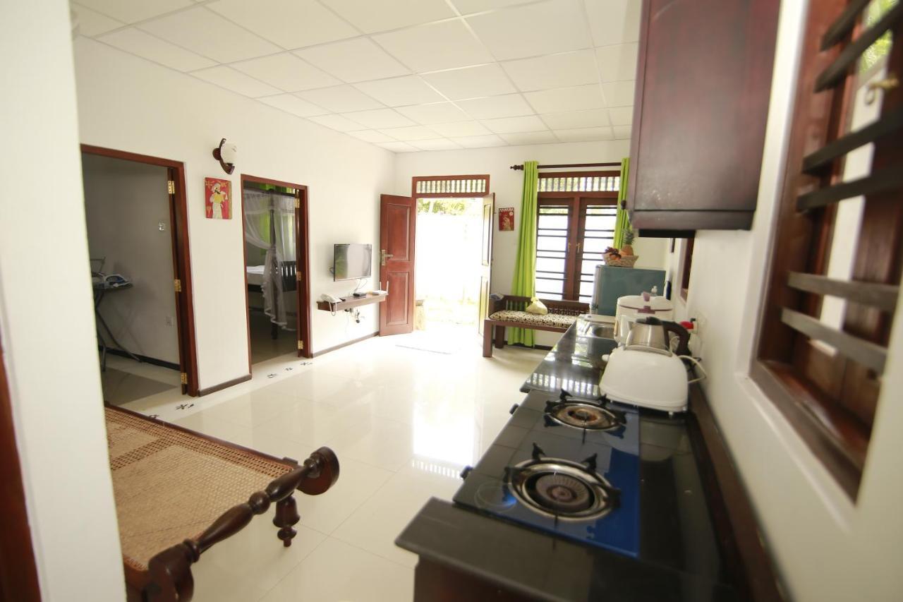 Rock Elephant Villa Hikkaduwa Dış mekan fotoğraf